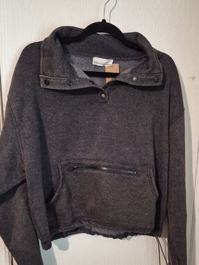 Zenana Outfitters Charcoal Gray Pullover Sweatshirt